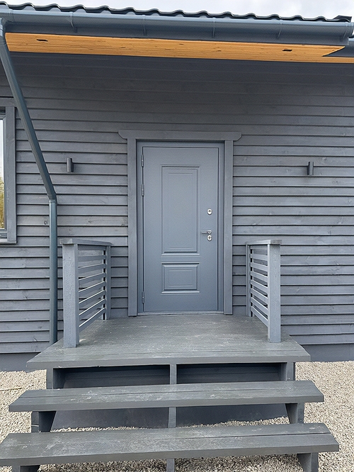 Дверь серого цвета Дверь серого цвета