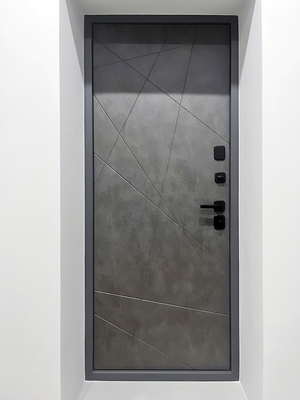 Серая дверь МДФ